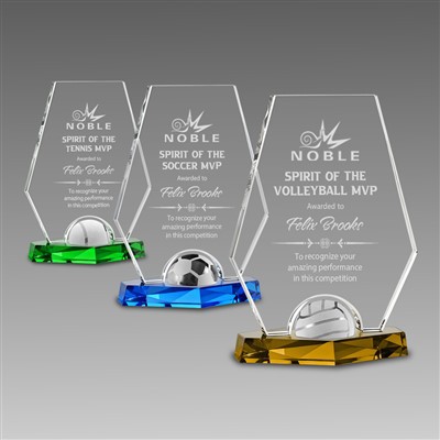 Az üvegtrófeák szettben kaphatók?